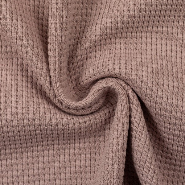 http://bibsandbootsfabric.com/cdn/shop/products/oslo-organic-waffle-sweater-knit-in-rose-by-swafing-641893.jpg?v=1679443177